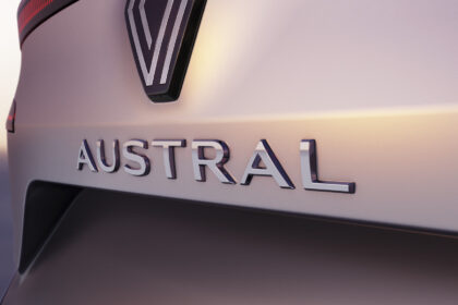 Renault teases Austral, its new upcoming compact SUV