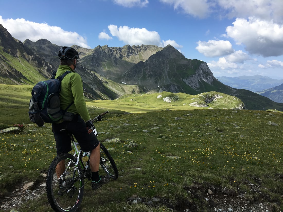 10 Best Mountain Biking Trail Apps