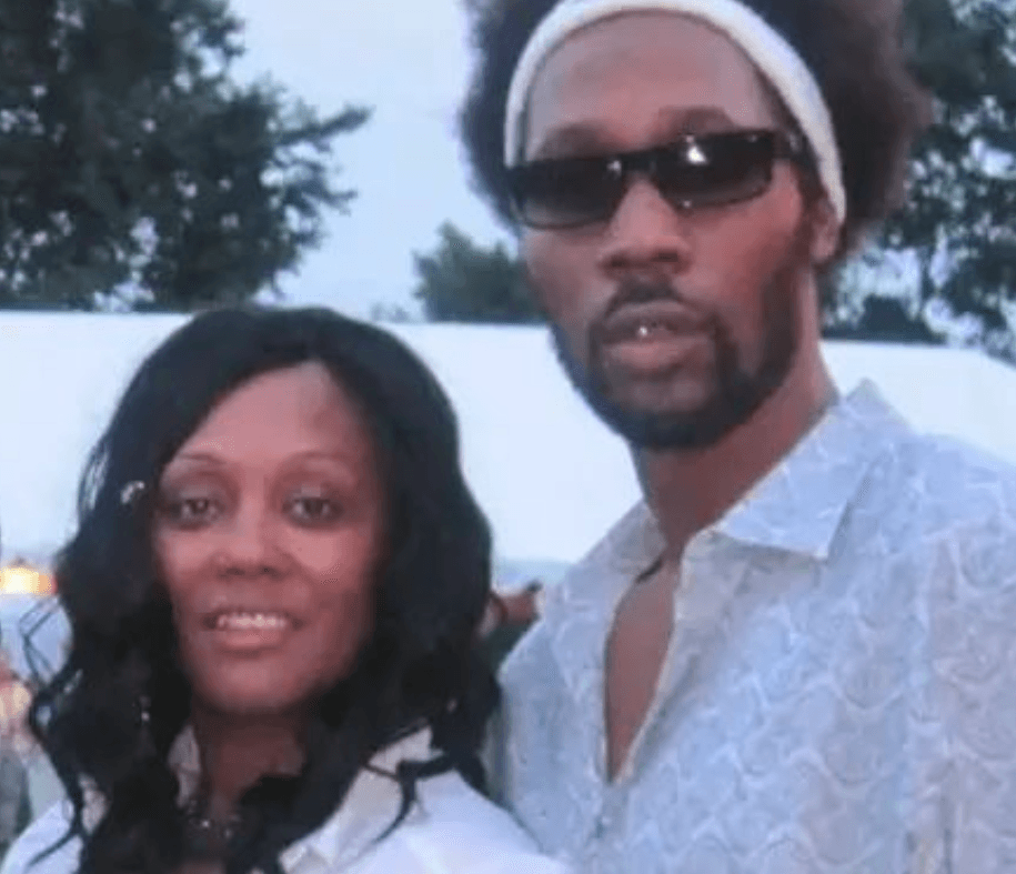 Who Is Sophia Diggs?