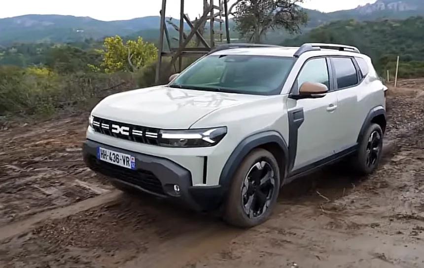 2026 Dacia Duster Hybrid 150